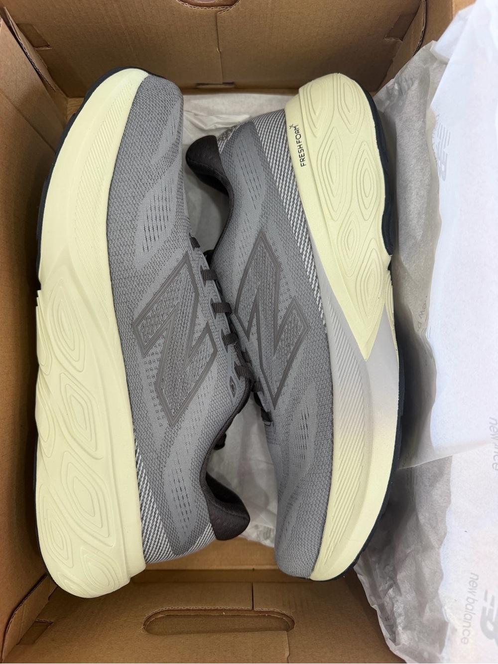 Mens New Balance 880v15 - Picture 2 of 5